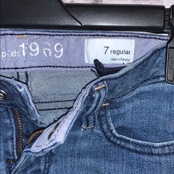 💥3/$15 Gap kids jean shorts sz. 7 - Picture 2 of 3